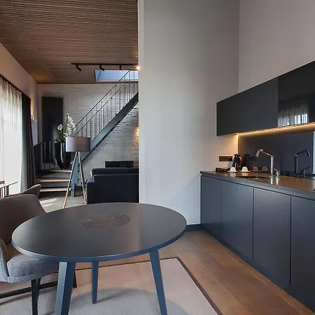 Penthouse Z Tarasem